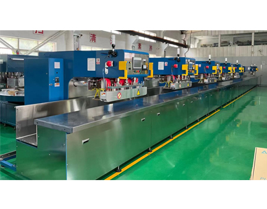 久罗第八代膜结构轨道焊接机 久罗第八代膜结构轨道焊接机